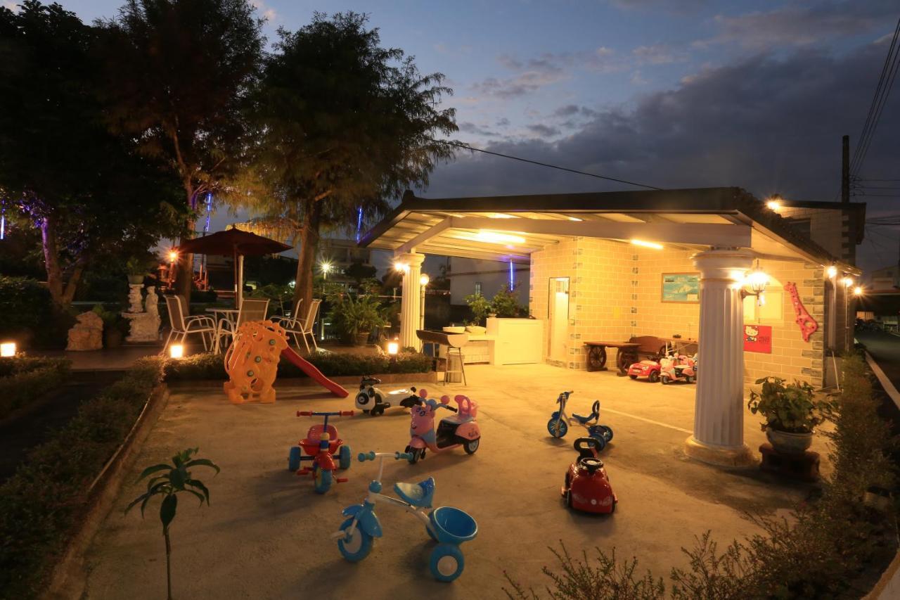 Avica Homestay Wujie Exterior photo